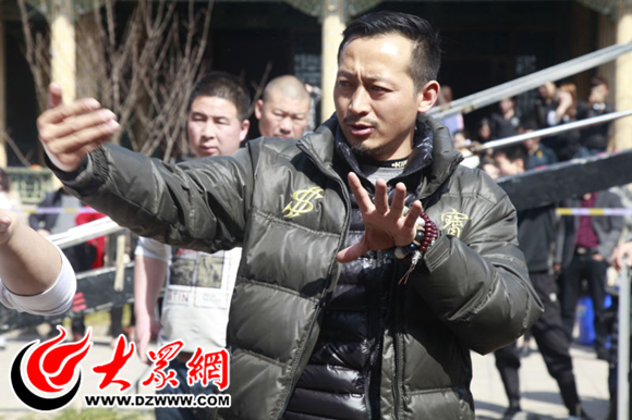 菏泽籍"洪家班"武指回乡创办武校 不忘习武初衷