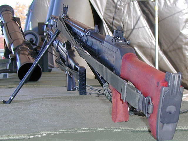 7.62x51mm精确步枪图片