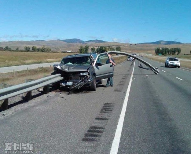 世界上最诡异的车祸图片