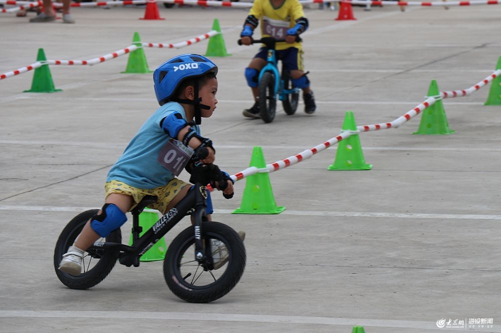 泰安幼兒園舉辦平衡車大賽 慶祝國際奧林匹克日