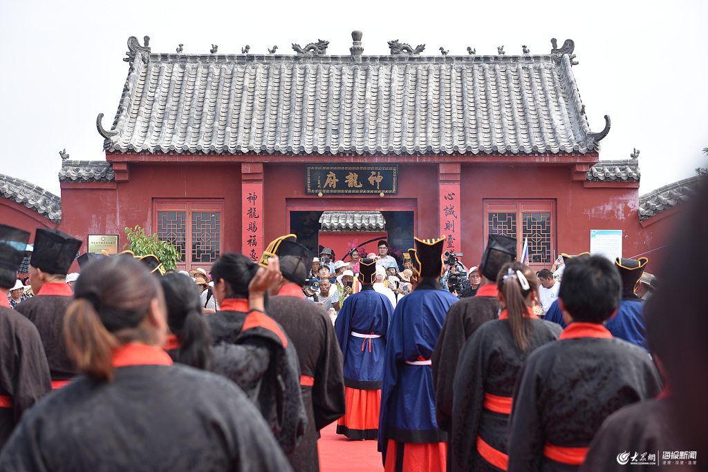 古代求雨图片